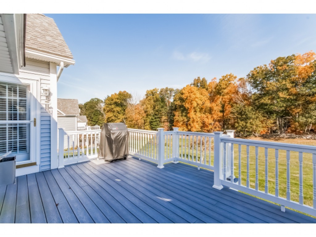 8 Harvest Road, Unit 8 Windham, NH 03087 - Photo 28 of 32