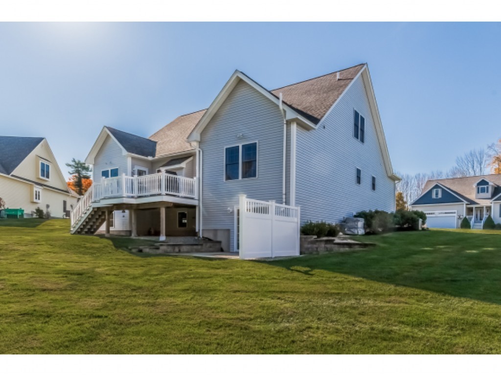 8 Harvest Road, Unit 8 Windham, NH 03087 - Photo 30 of 32