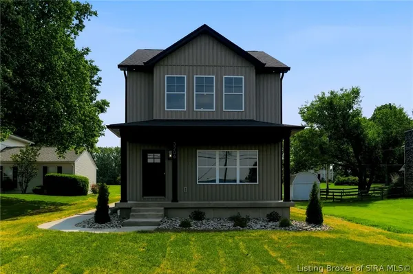 $369,000 | 3206 Hamburg Pike, Jeffersonville, IN 47130