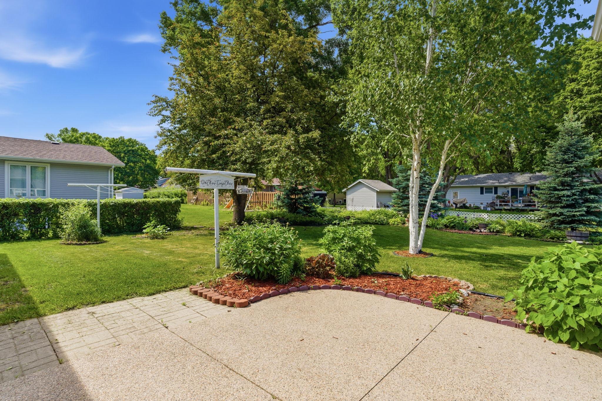 608 26th Avenue Southwest Willmar, MN 56201 - Photo 5 of 38
