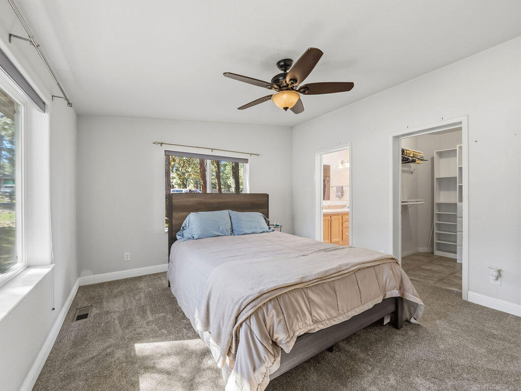 15531 Green Wing Loop Keno, OR 97627 - Photo 13 of 27 P3190068