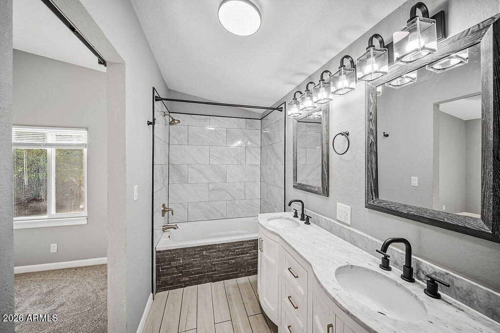 2000 South Apache Road, Unit 91 Buckeye, AZ 85326 - Photo 14 of 25 Primary Bathroom