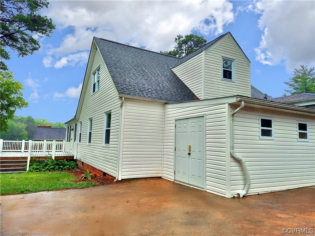 14413 Rivermont Road Chester, VA 23836 - Photo 21 of 21 a view of backyard with a garden and entertaining space
