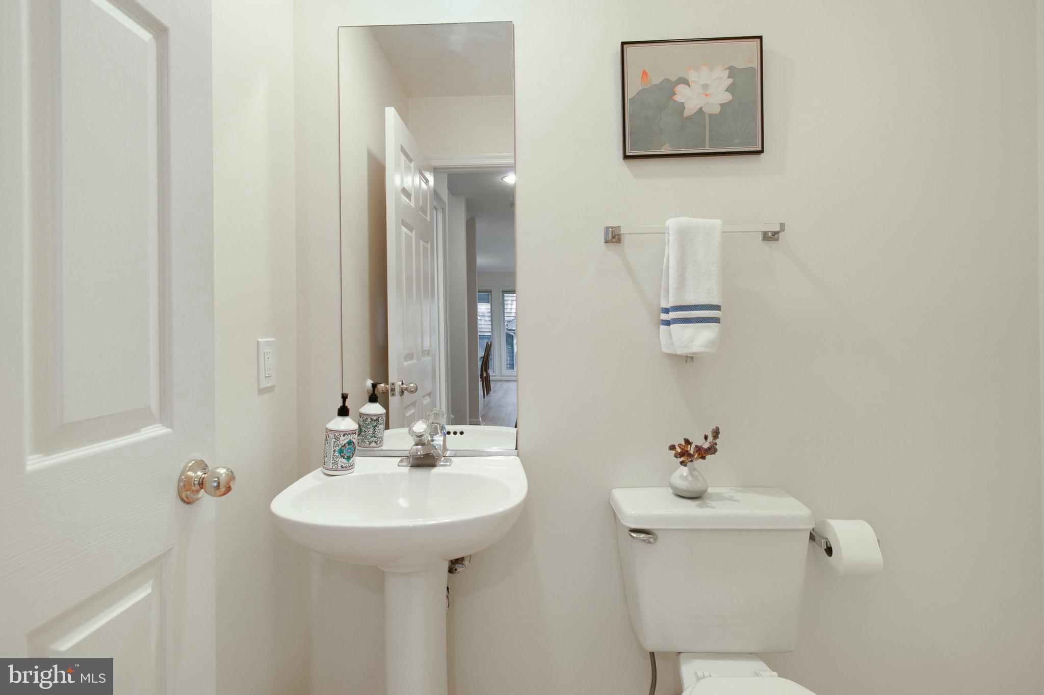 5814 Pimlico Road Baltimore, MD 21209 - Photo 29 of 58 Main Level Half Bath