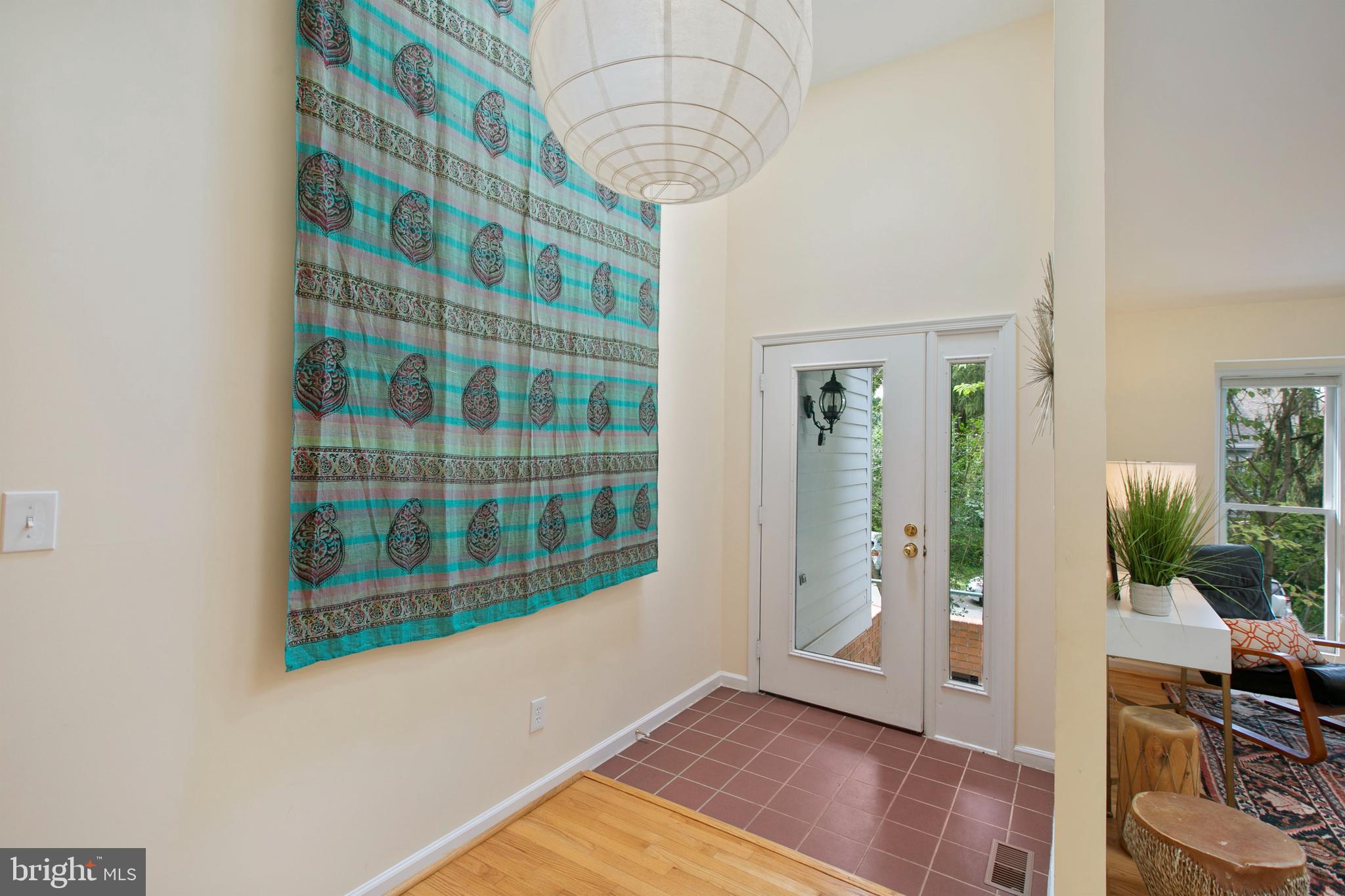 5814 Pimlico Road Baltimore, MD 21209 - Photo 4 of 58 Two Story Entrance Way