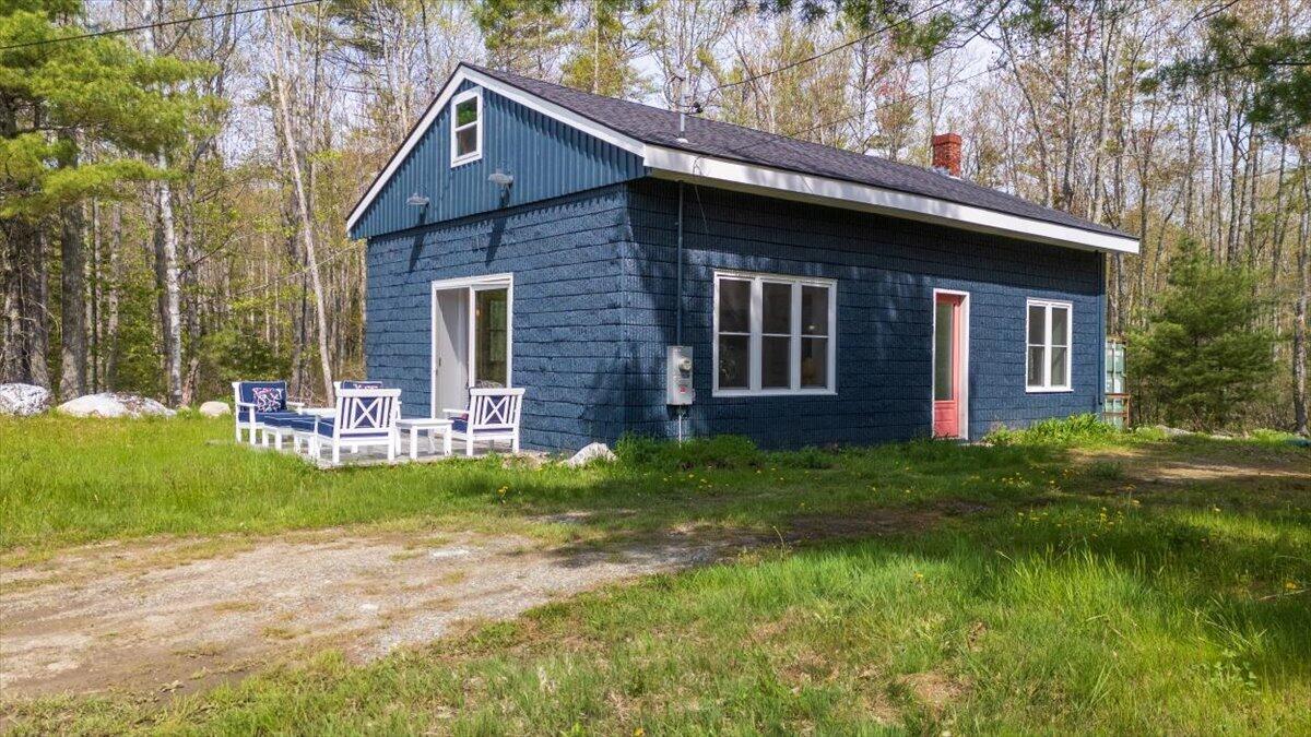 70 Pinkham Road Damariscotta, ME 04543 - Photo 1 of 44 Blue/Gray Exterior