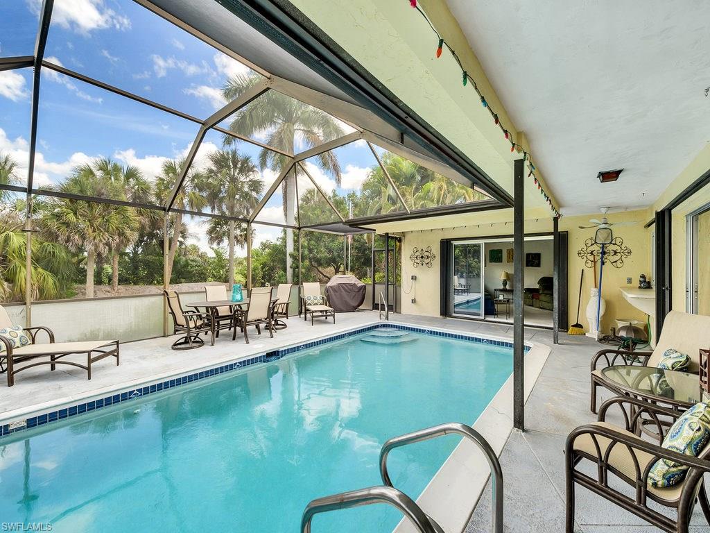 185 Viking Way Naples, FL 34110 - Photo 3 of 17 Gallery Image 3