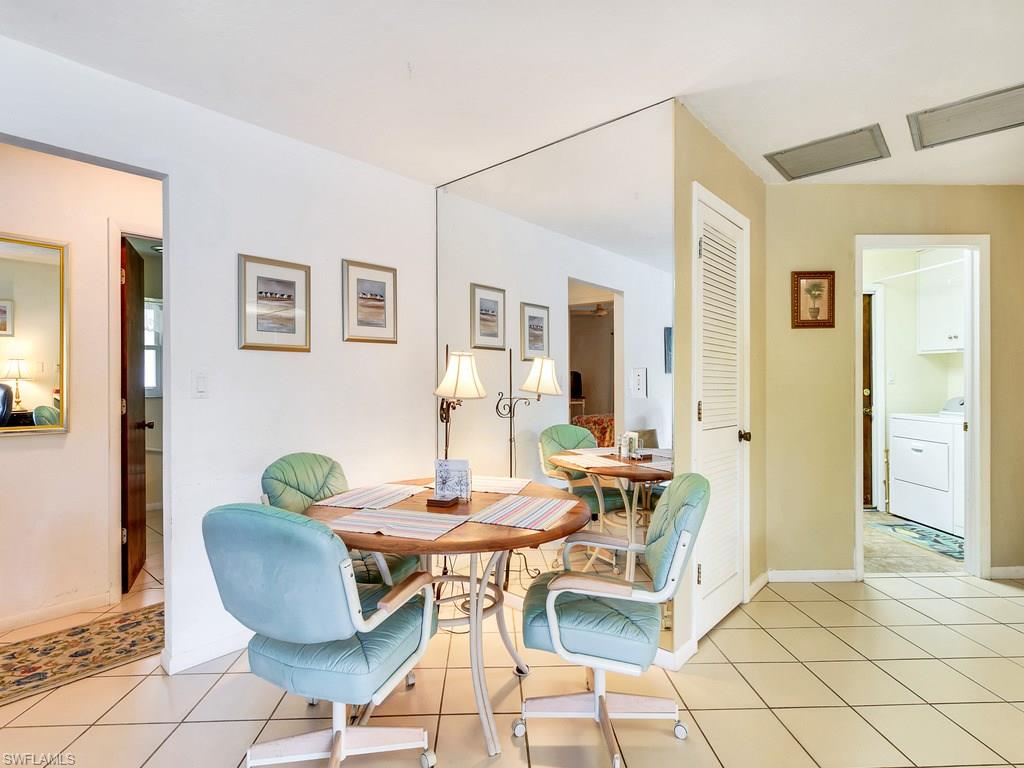 185 Viking Way Naples, FL 34110 - Photo 6 of 17 Gallery Image 6