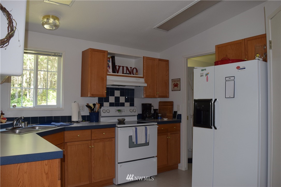 10 East Wilson Way Grapeview, WA 98546 - Photo 8 of 24 Gallery Image 8