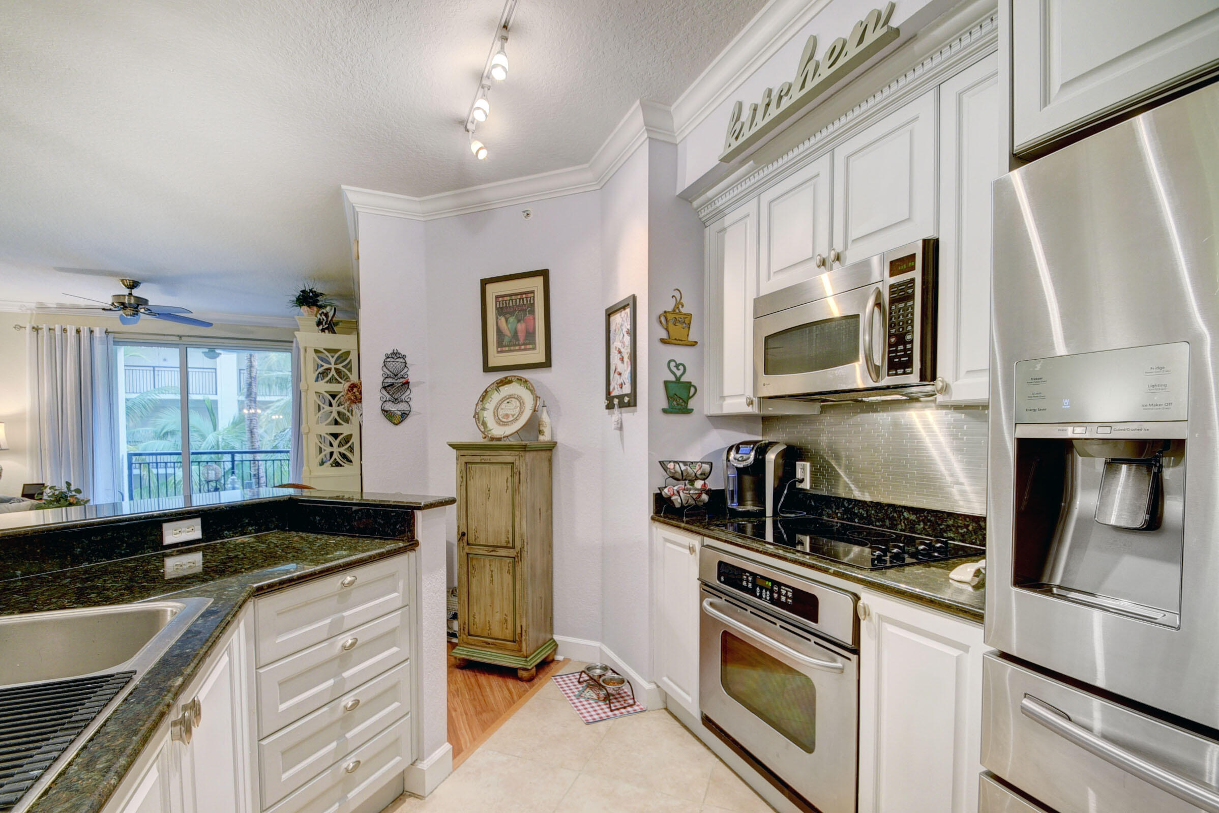4314 Renaissance Way, Unit 314 Boynton Beach, FL 33426 - Photo 10 of 62 09_apartment (9)