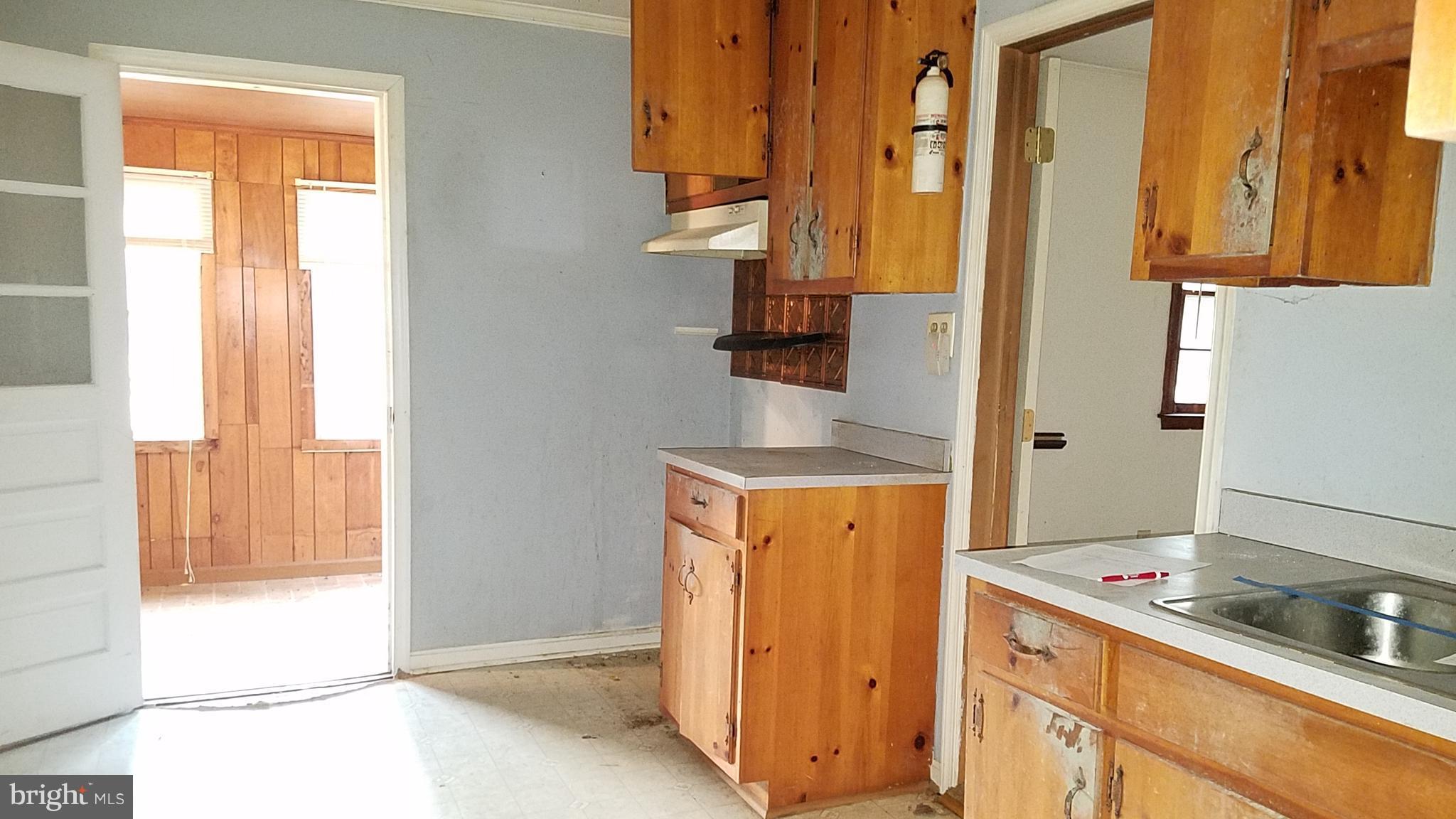 7317 Gold Dale Road Locust Grove, VA 22508 - Photo 11 of 22 Kitchen