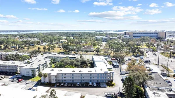 $1,595 | 9950 47th Avenue North, Unit 104, St. Petersburg, FL 33708