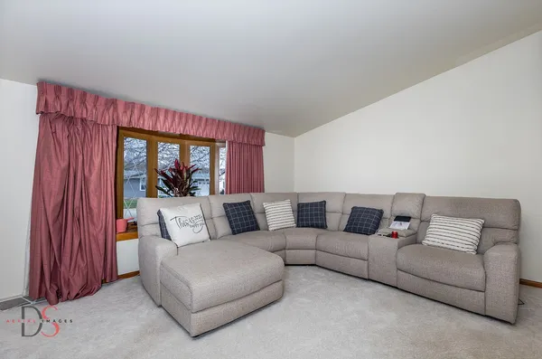 $250,000 | 1525 Clark Street, Ottawa, IL 61350