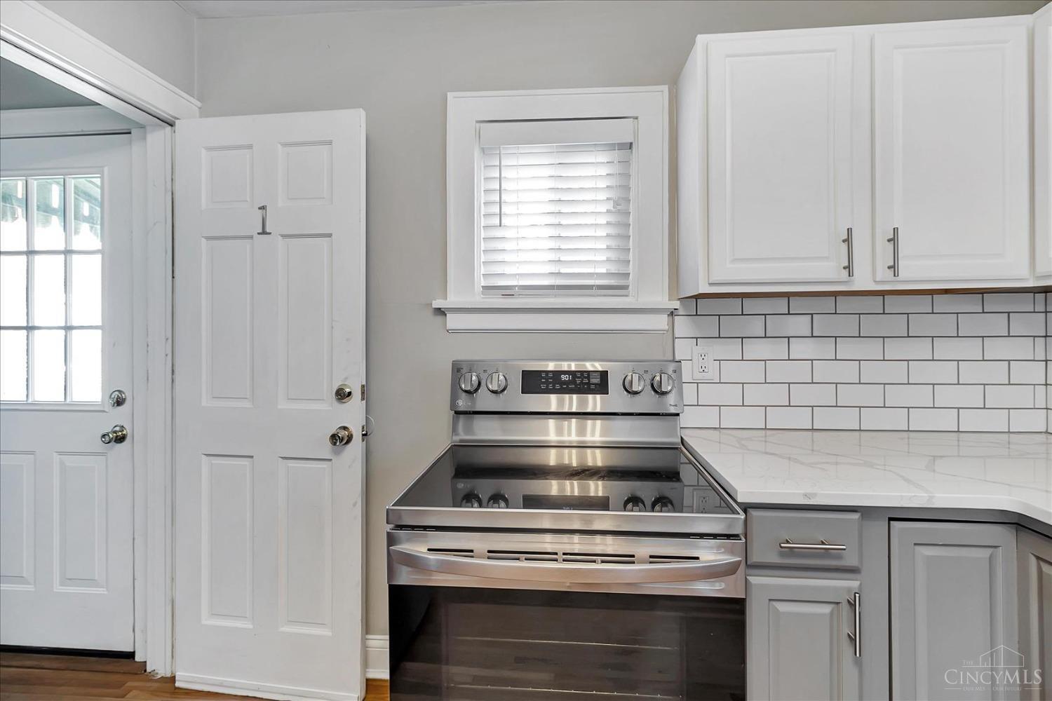 6628 Murray Road Cincinnati, OH 45227 - Photo 12 of 26 Gallery Image 12