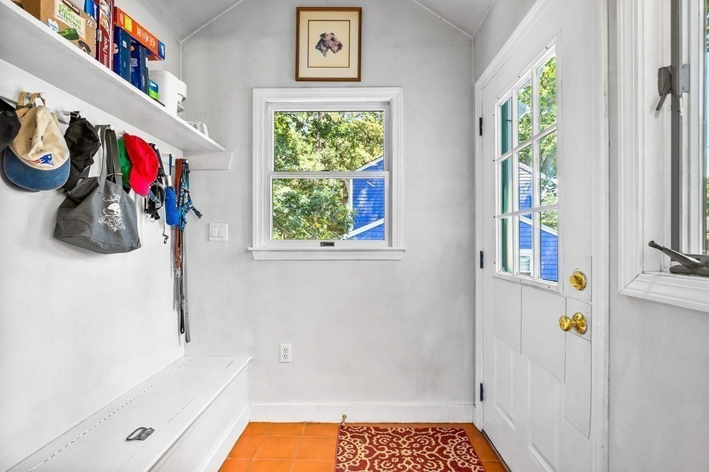 2 Pleasant Circle Canton, MA 02021 - Photo 7 of 35