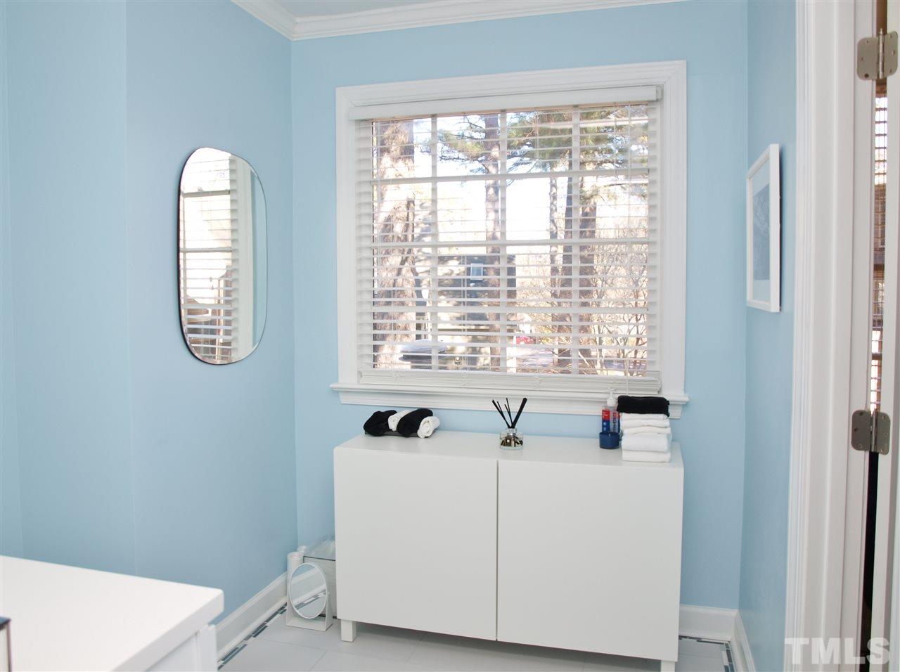 6009 Cobridge Square Raleigh, NC 27609 - Photo 10 of 20 Gallery Image 10