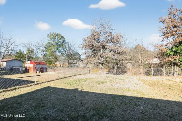 $92,500 | 6603 Lyndon B Johnson Drive, Jackson, MS 39213