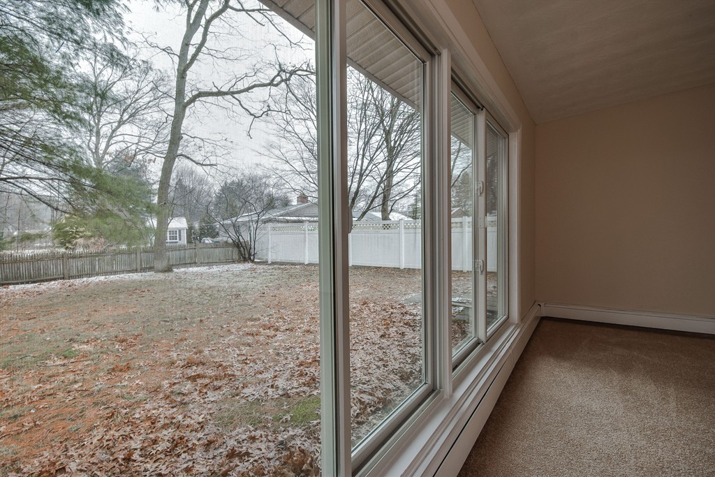 23 Rosslare Road Framingham, MA 01701 - Photo 12 of 30 Gallery Image 12
