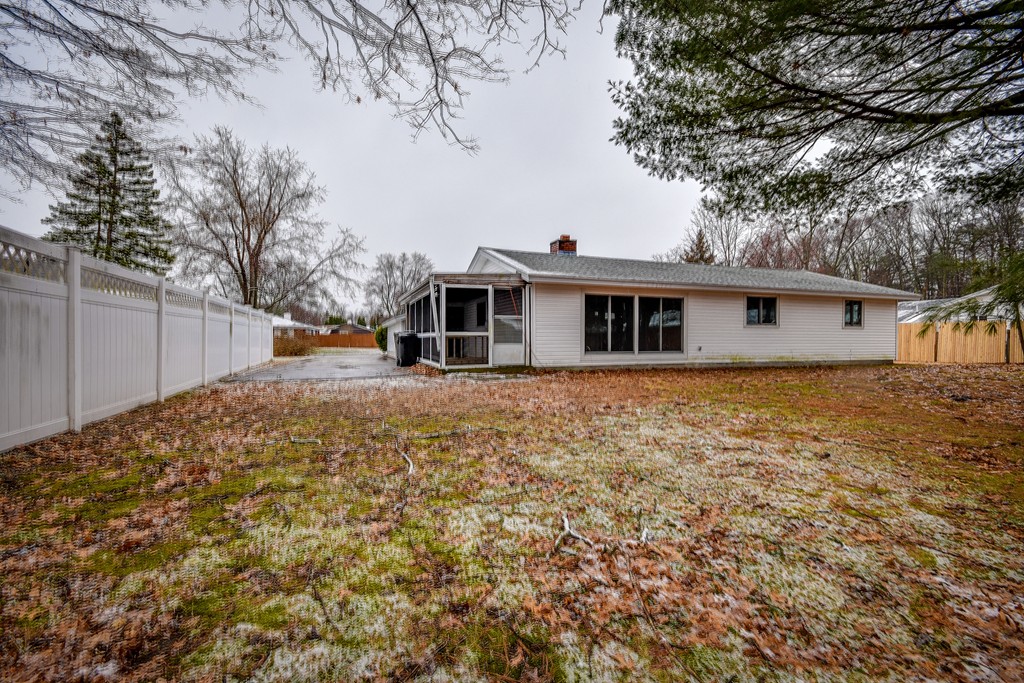23 Rosslare Road Framingham, MA 01701 - Photo 27 of 30 Gallery Image 27
