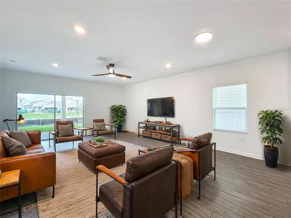 $2,000 | 4726 Southwest 83rd Loop, Ocala, FL 34476