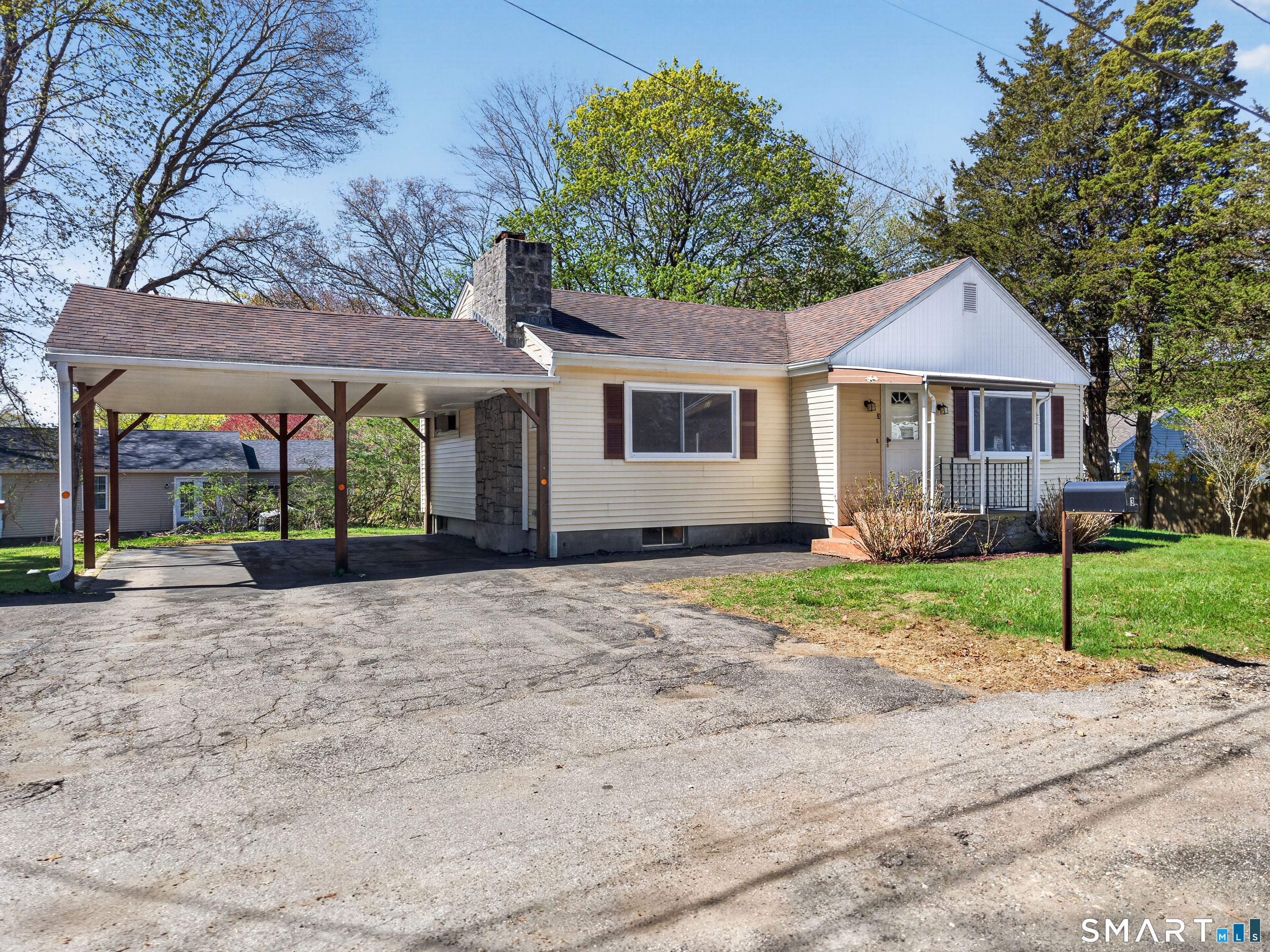 3 Helen Street Norwich, CT 06360 - Photo 1 of 40
