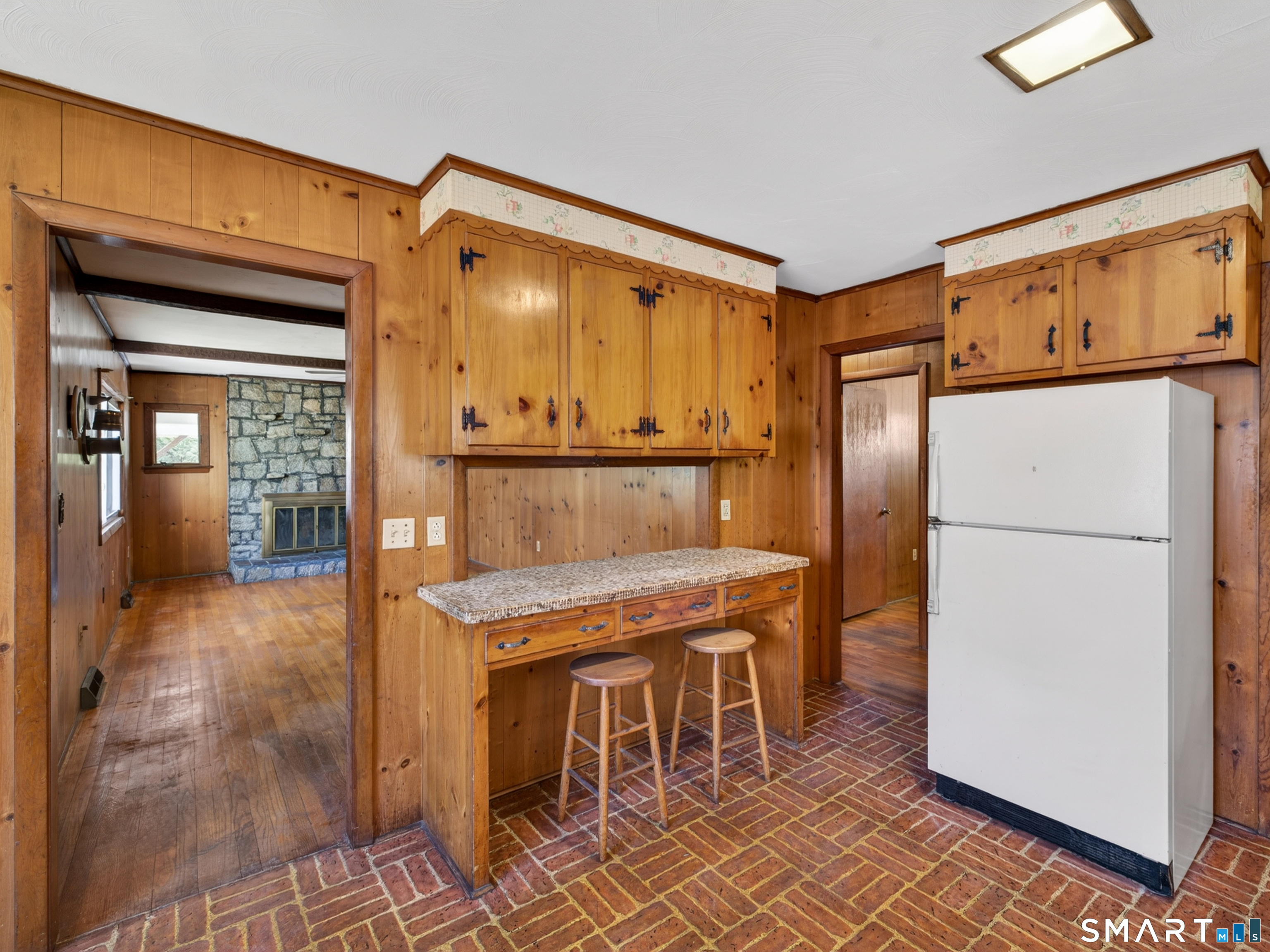 3 Helen Street Norwich, CT 06360 - Photo 15 of 40