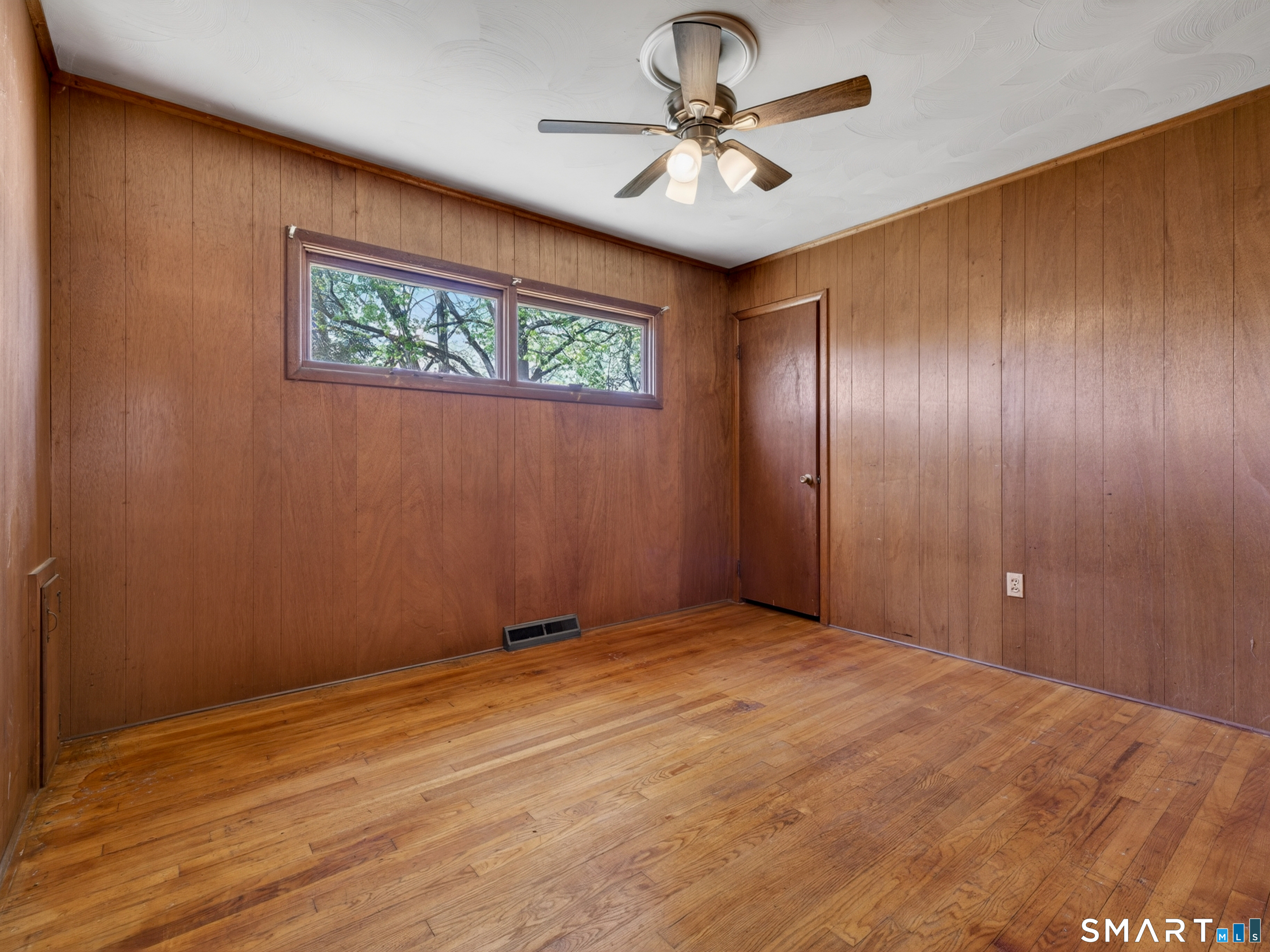 3 Helen Street Norwich, CT 06360 - Photo 19 of 40