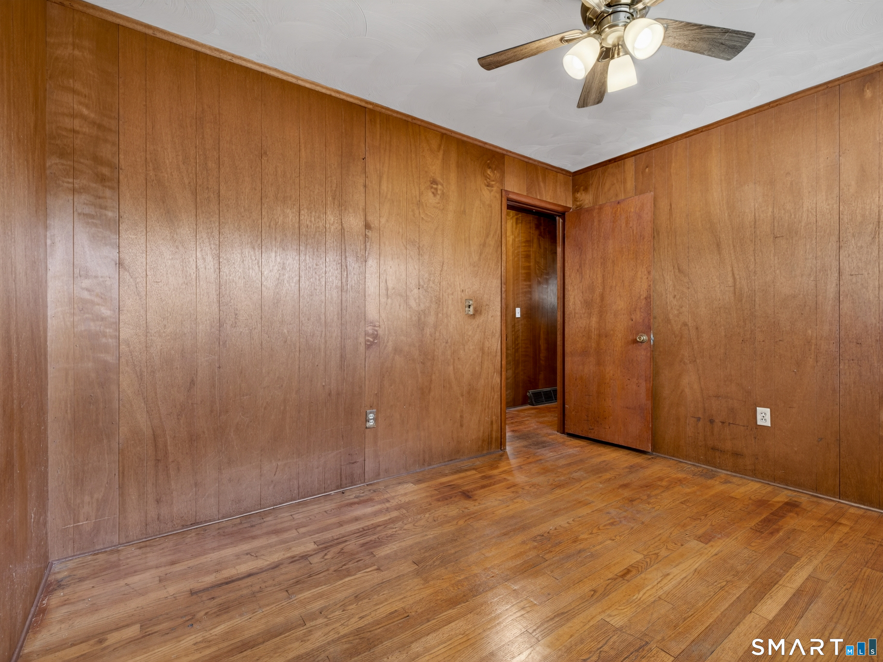 3 Helen Street Norwich, CT 06360 - Photo 20 of 40