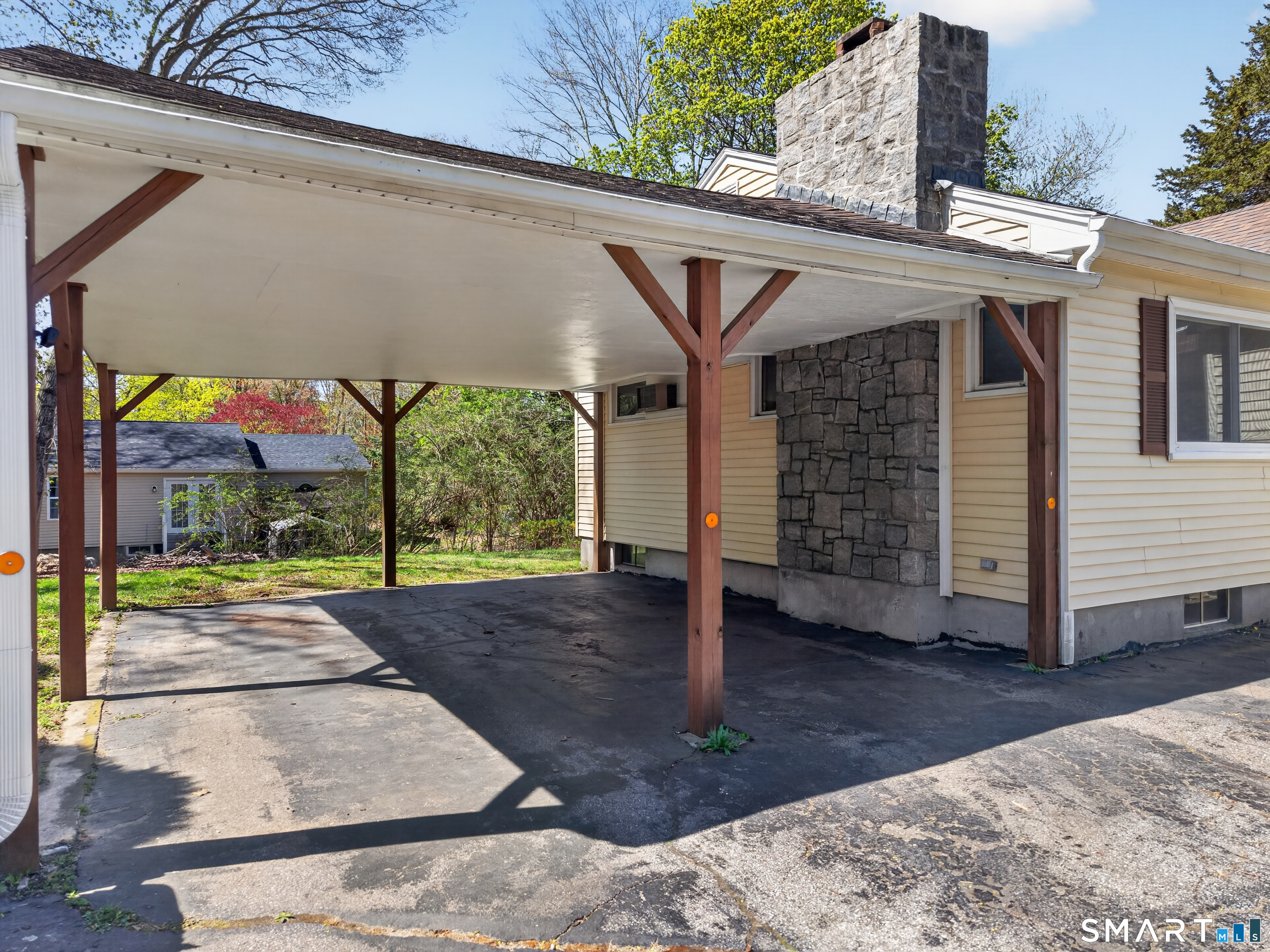 3 Helen Street Norwich, CT 06360 - Photo 21 of 40