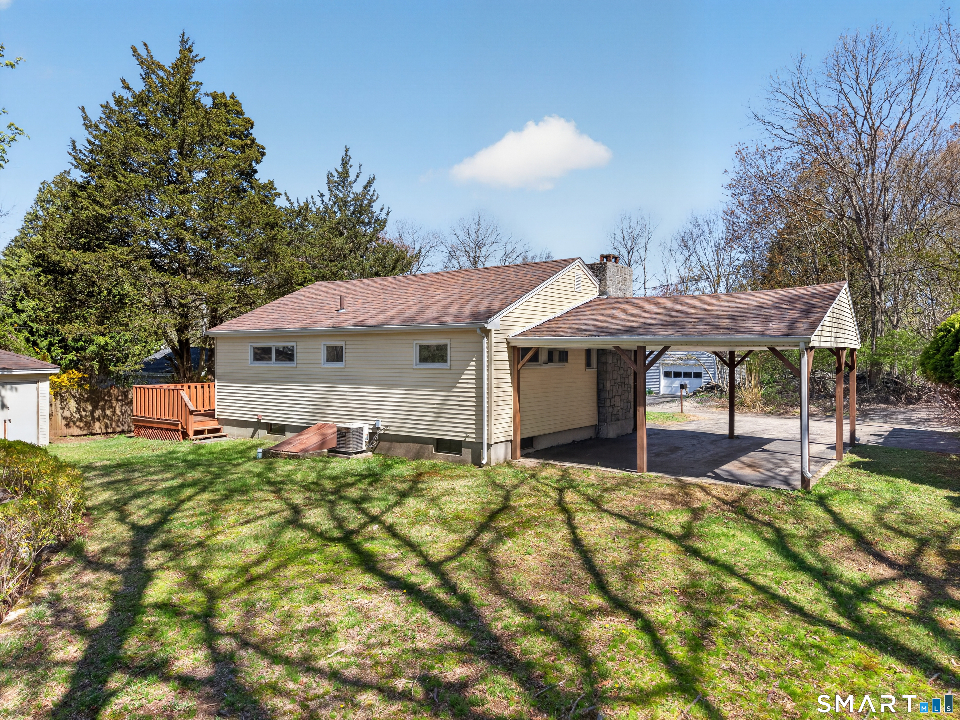 3 Helen Street Norwich, CT 06360 - Photo 37 of 40