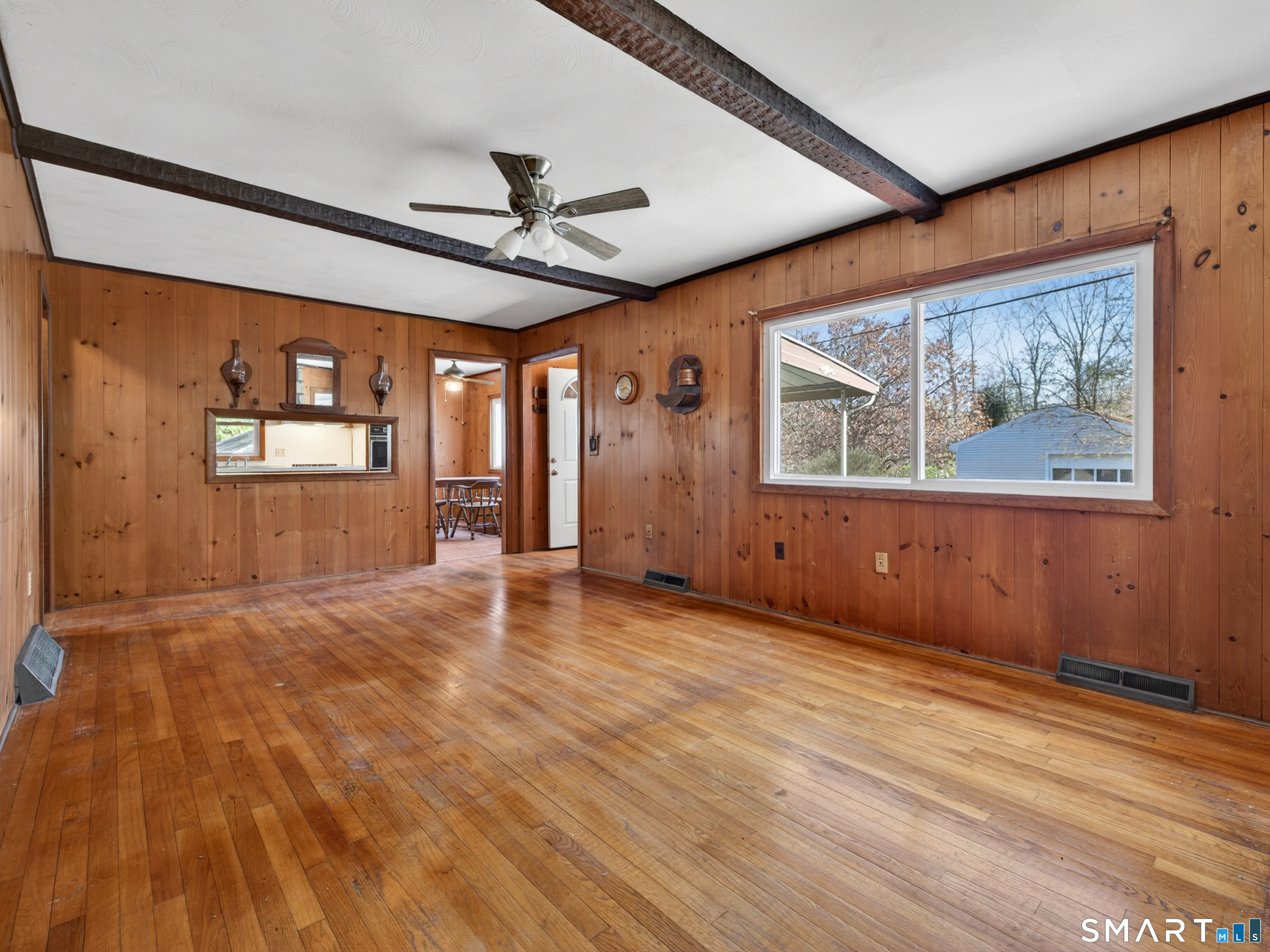 3 Helen Street Norwich, CT 06360 - Photo 5 of 40