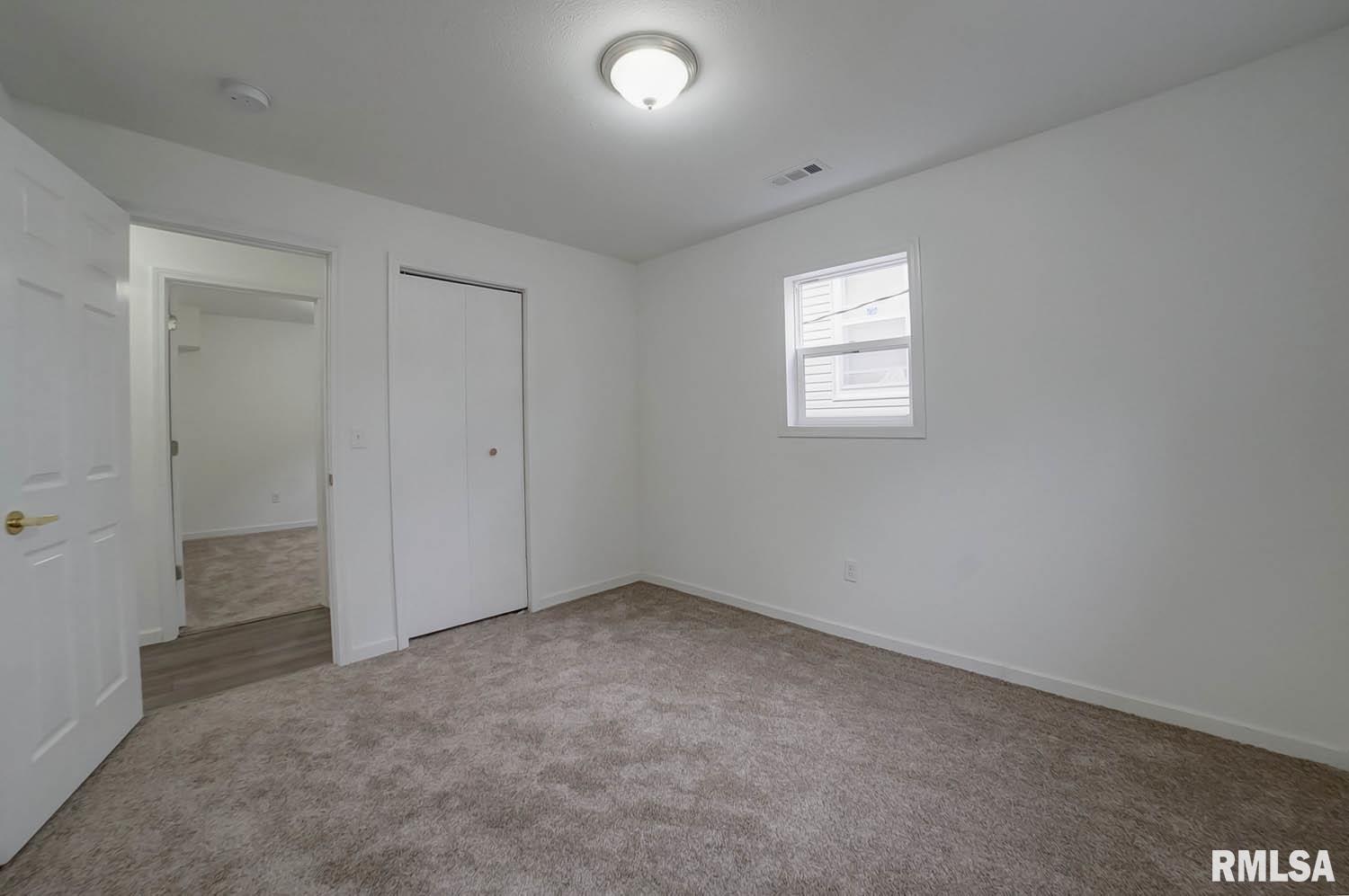 1125 North Wesley Street Springfield, IL 62702 - Photo 13 of 36