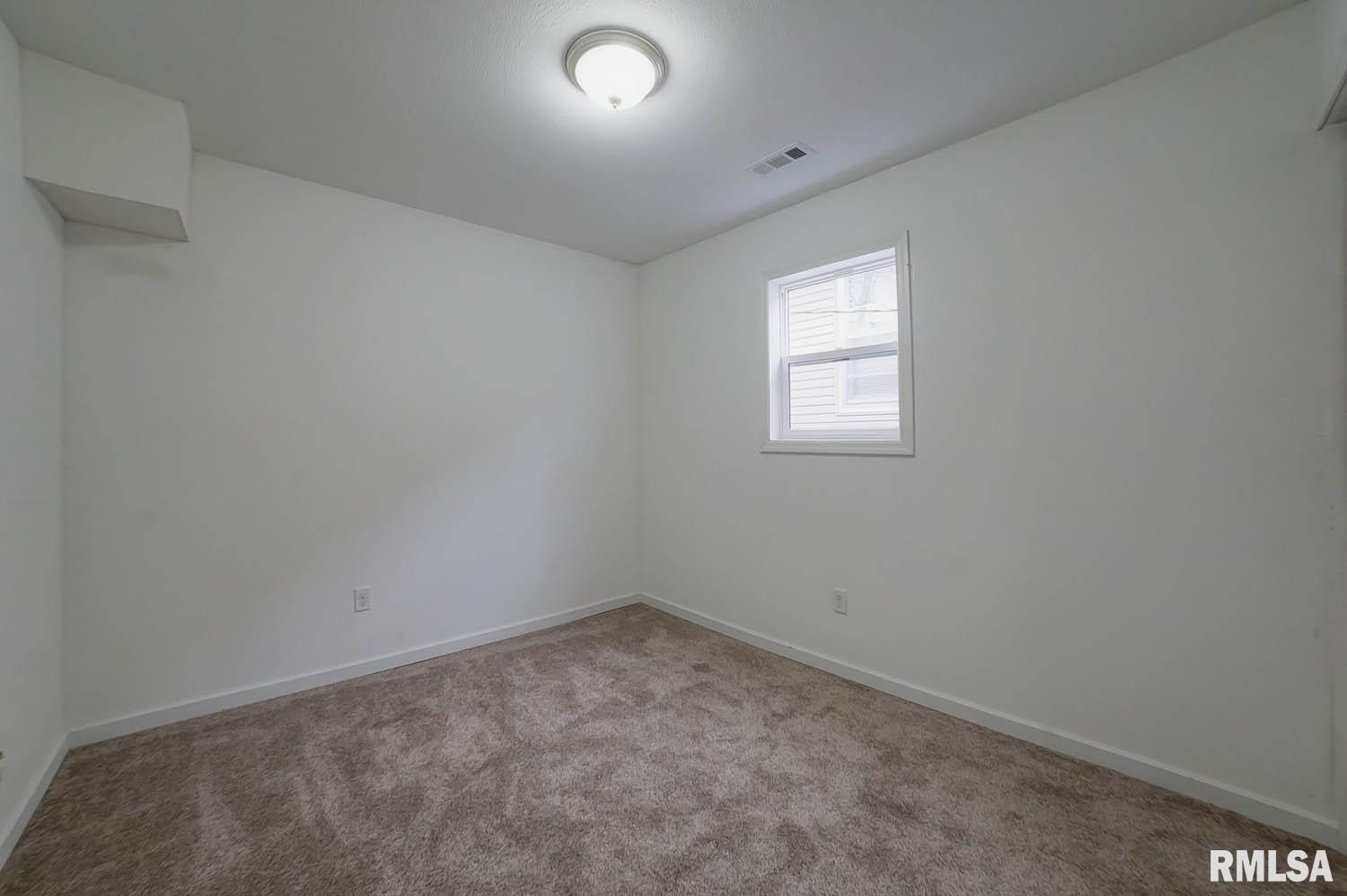 1125 North Wesley Street Springfield, IL 62702 - Photo 16 of 36