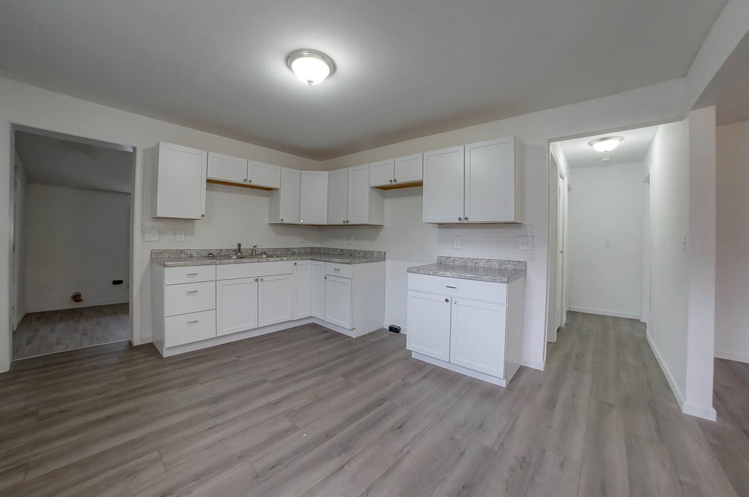 1125 North Wesley Street Springfield, IL 62702 - Photo 8 of 36