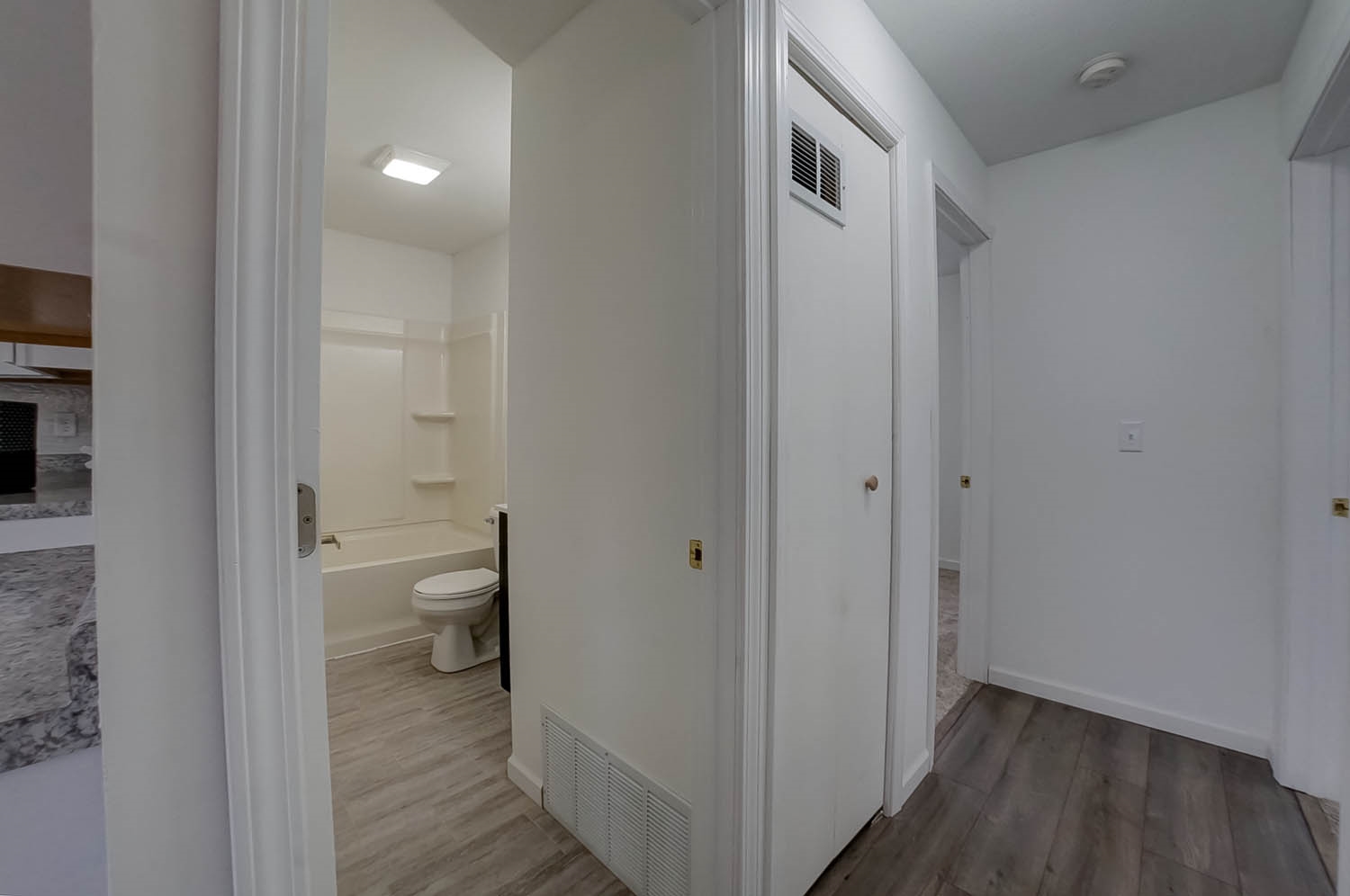 1125 North Wesley Street Springfield, IL 62702 - Photo 10 of 36