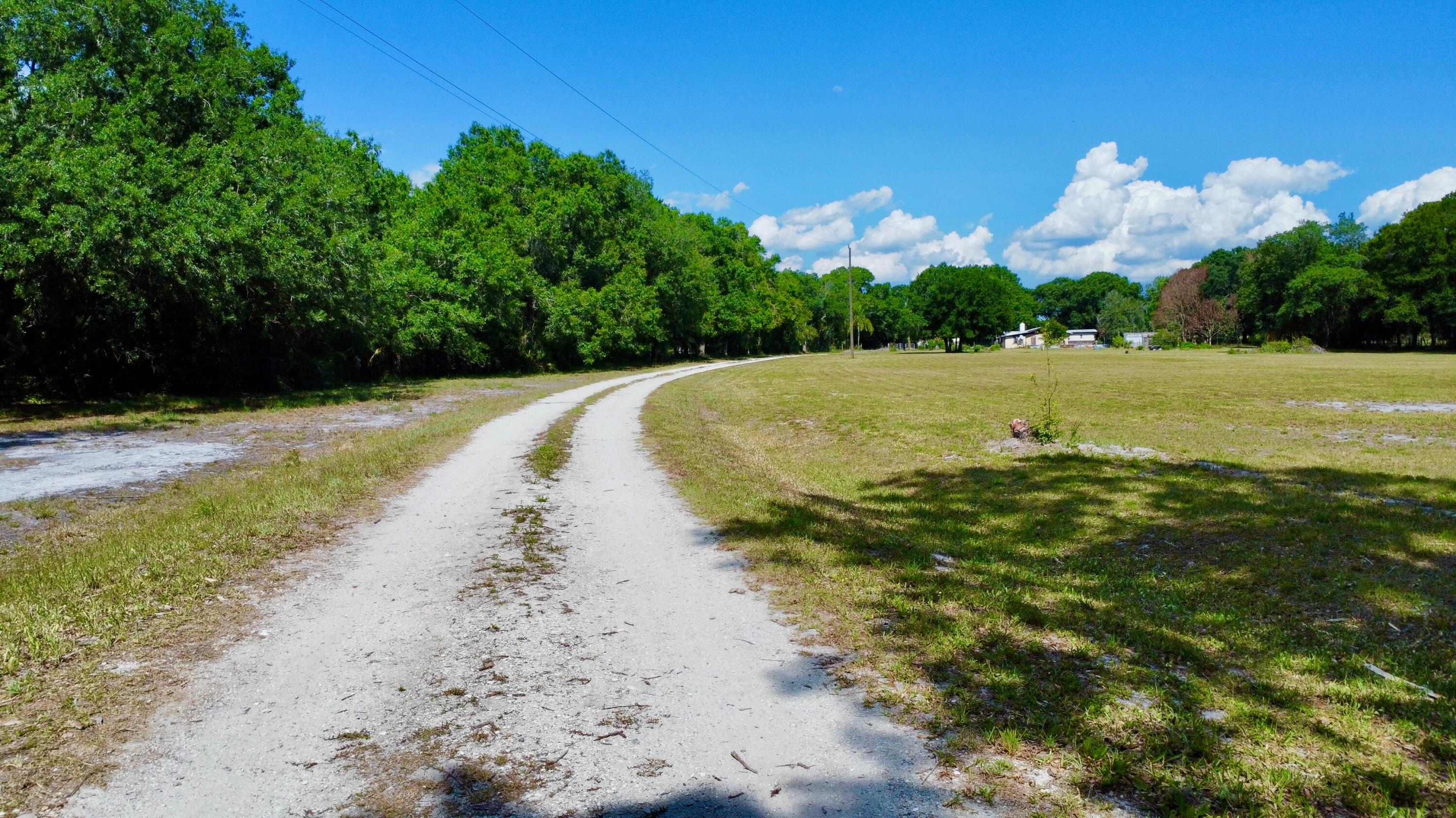 17135 Northwest 190th Road Okeechobee, FL 34972 - Photo 3 of 21 dji_fly_20260425_154504_51_1777146389881