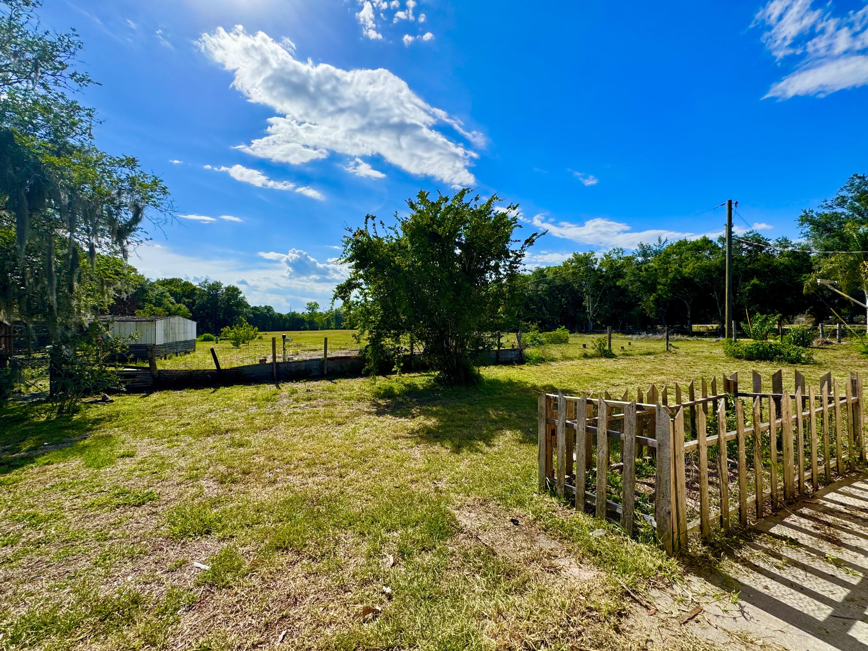 17135 Northwest 190th Road Okeechobee, FL 34972 - Photo 5 of 21 IMG_5667