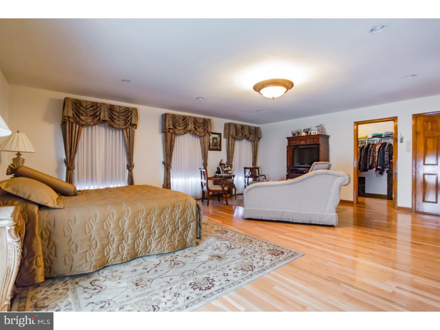 1215 Kay Drive West Cherry Hill, NJ 08034 - Photo 16 of 25