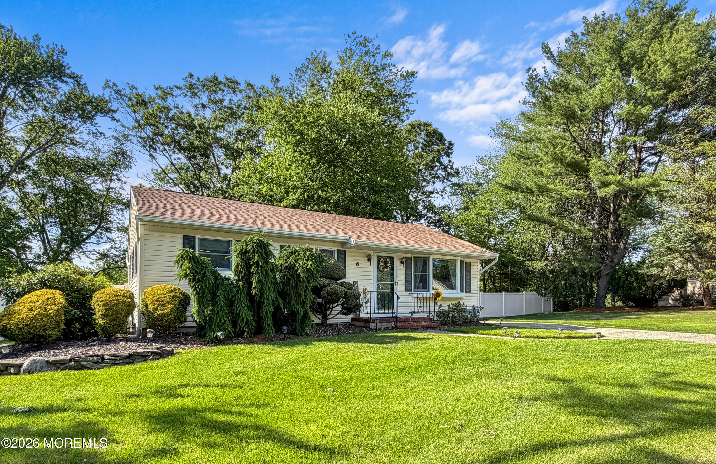 6 Aaron Avenue Howell, NJ 07731 - Photo 2 of 35 IMG_8559