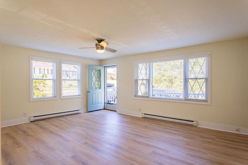 2095 West Ridge Road Wytheville, VA 24382 - Photo 10 of 48 Gallery Image 10