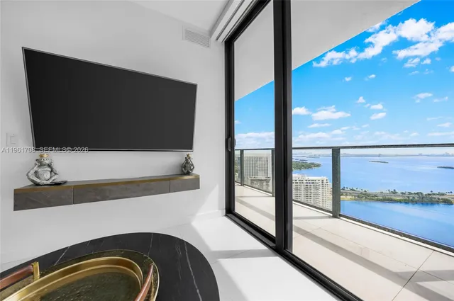 $3,450 | 501 Northeast 31st Street, Unit 3902, Miami, FL 33137