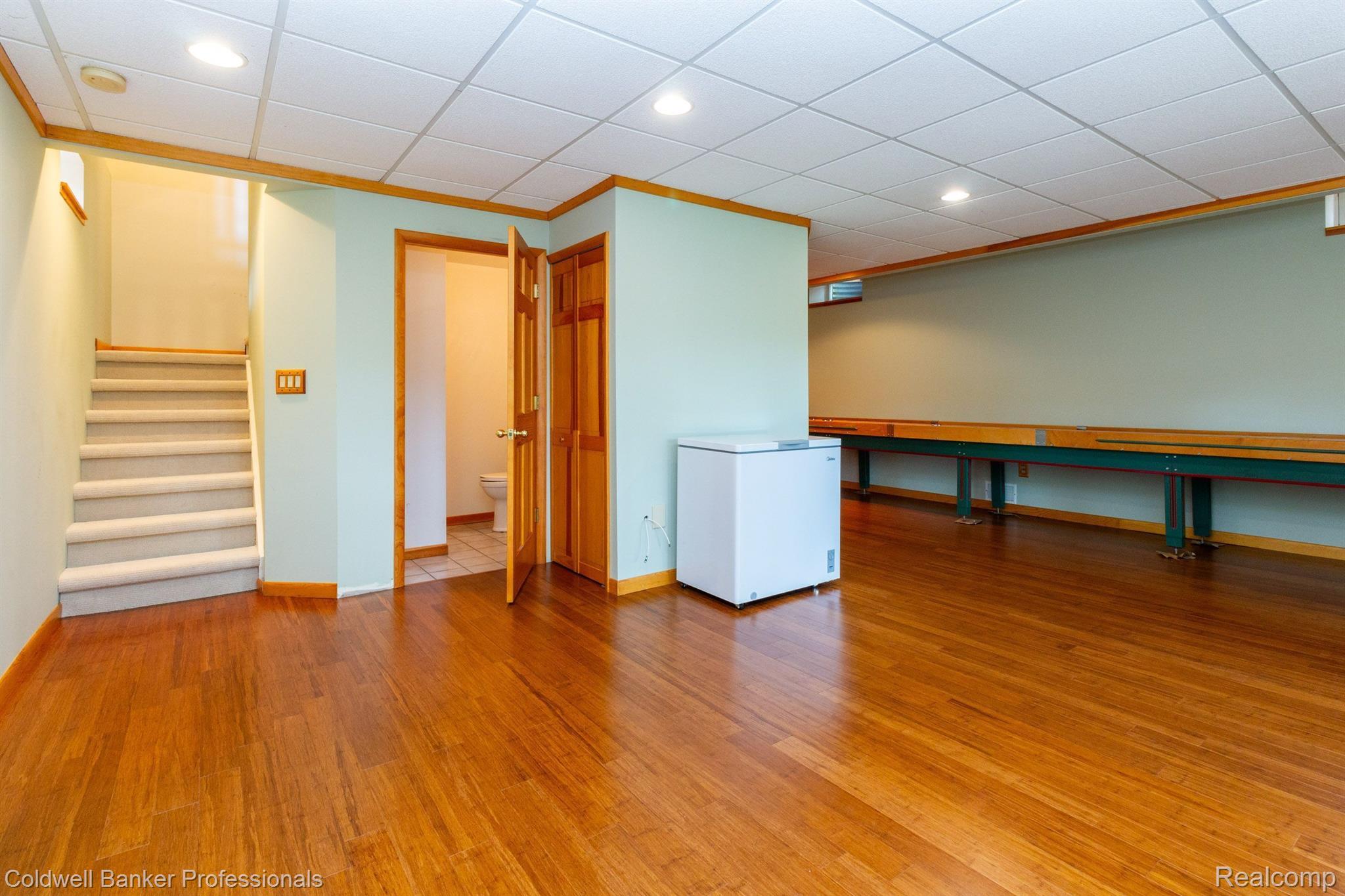 2644 Fry Road Highland, MI 48357 - Photo 42 of 64 Gallery Image 42