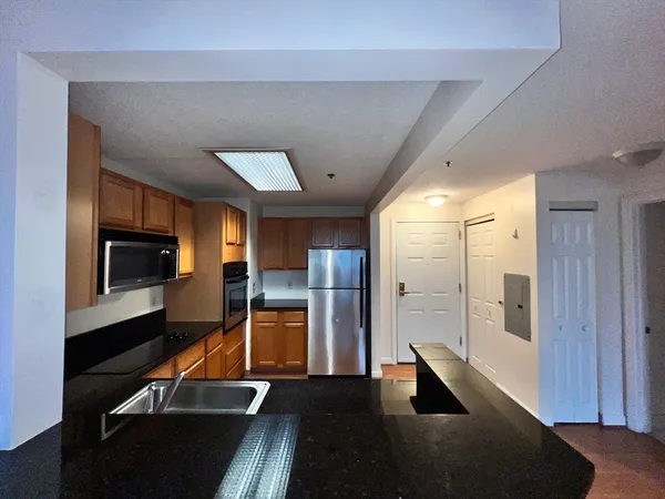 $2,600 | 169 Monsignor O'Brien Highway, Unit 204, Cambridge, MA 02141