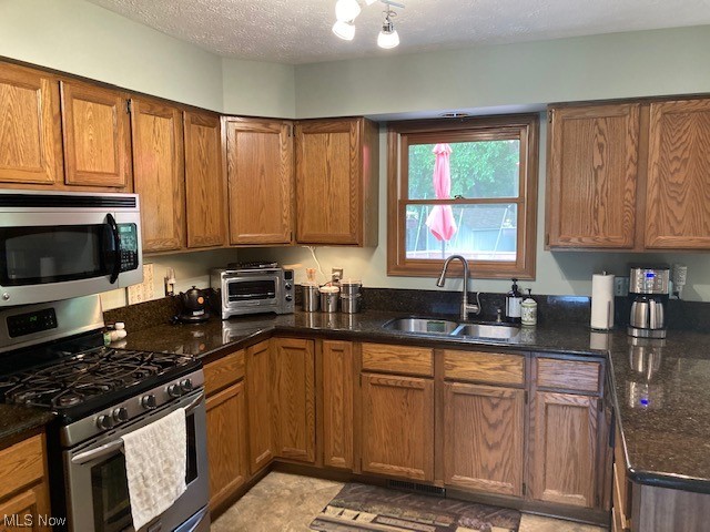 7534 Ridge Road Cleveland, OH 44129 - Photo 14 of 26