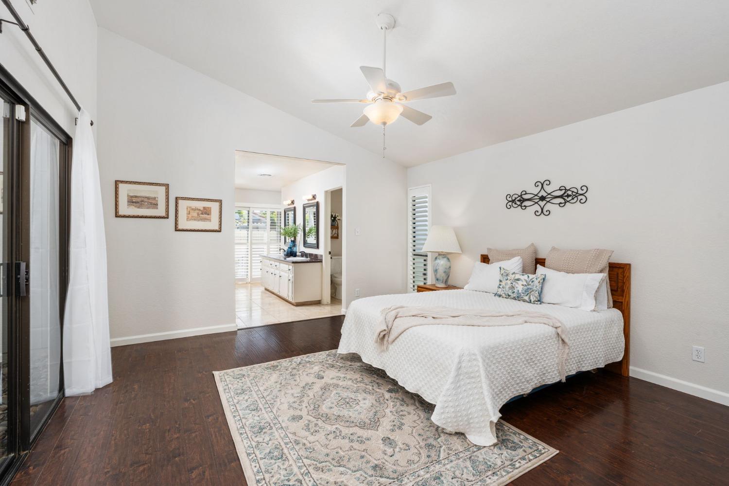 1864 Cougar Lane Clovis, CA 93611 - Photo 15 of 32