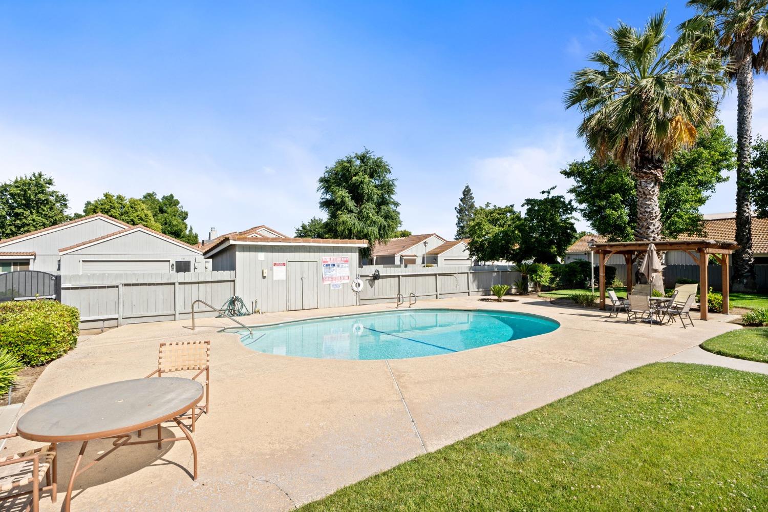 1864 Cougar Lane Clovis, CA 93611 - Photo 32 of 32