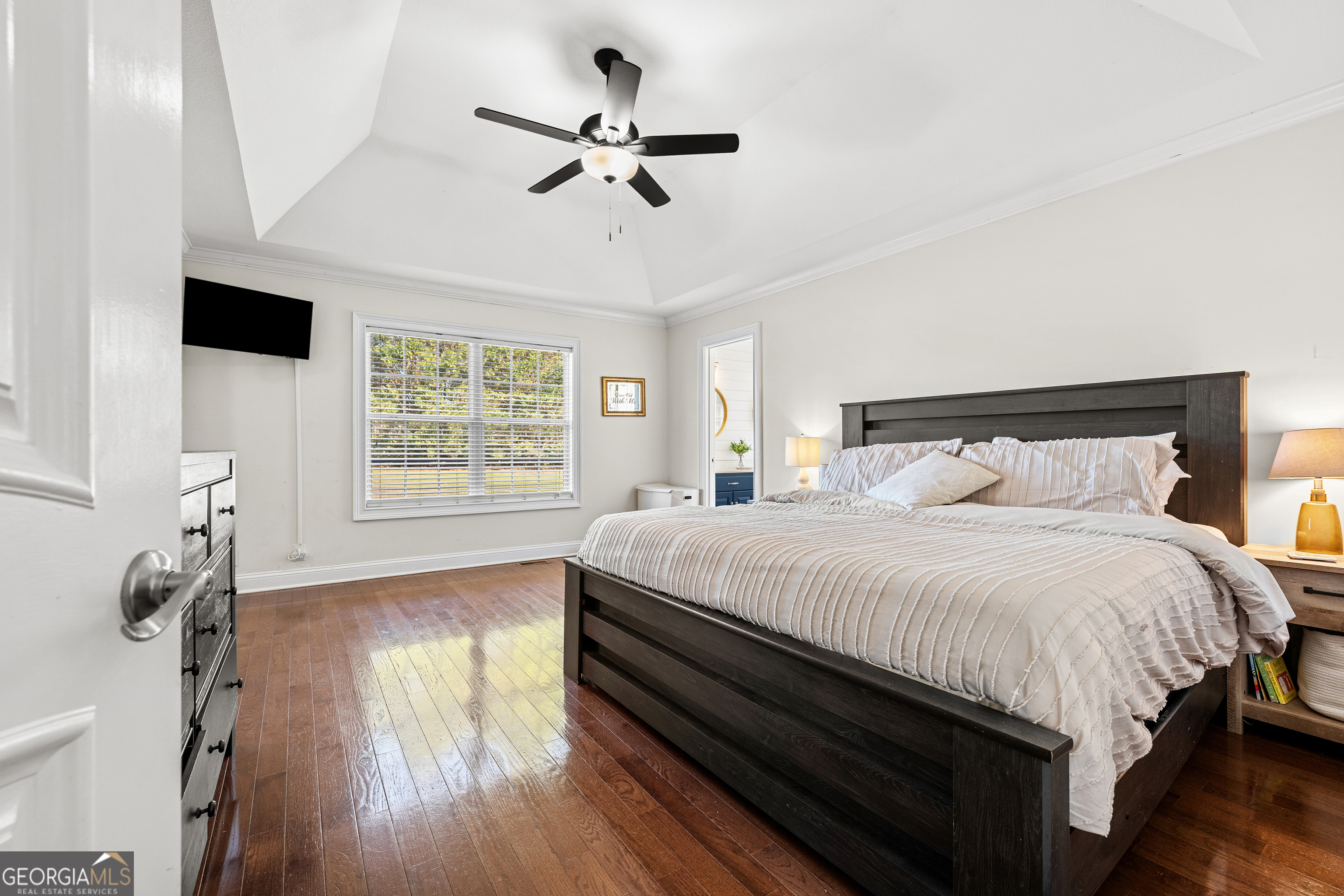 175 Highland Ridge Drive Hartwell, GA 30643 - Photo 18 of 46 a bedroom with a bed and a window