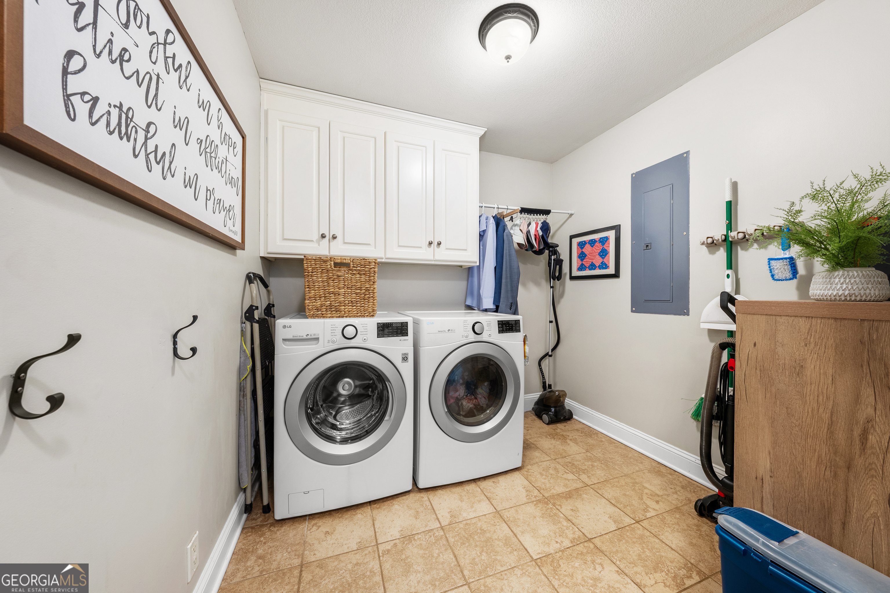 175 Highland Ridge Drive Hartwell, GA 30643 - Photo 33 of 46 a utility room with dryer and washer