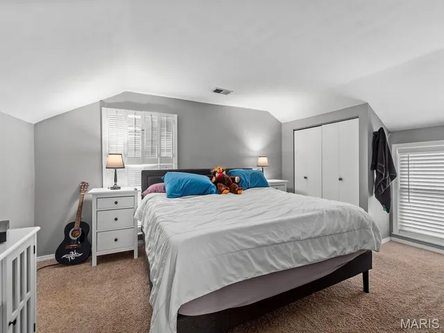 $285,000 | 22 North Iola Drive, St. Louis, MO 63119