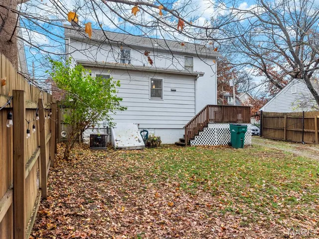 $285,000 | 22 North Iola Drive, St. Louis, MO 63119